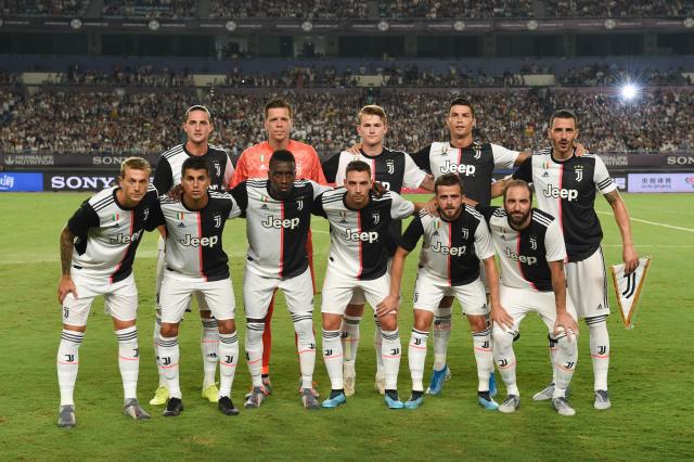 欧冠赛场精彩瞬间：皇马主场2-0取胜,