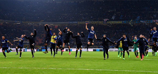 圣诞节登顶时未能赢得英超冠军的球队（圣诞节领跑却无缘英超冠军的球队）