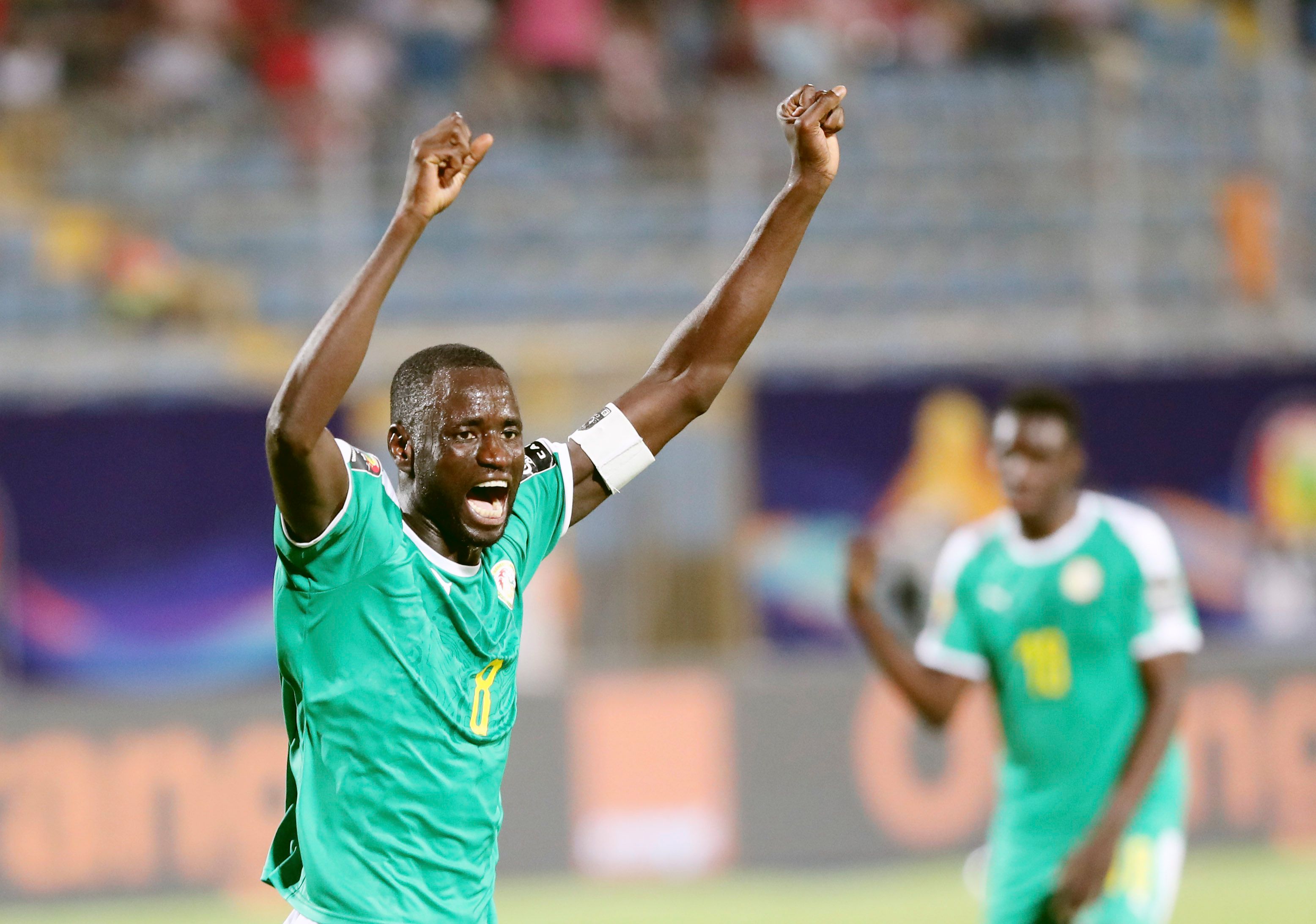 官方：巴萨中卫克里斯滕森左膝前十字韧带部分撕裂（巴萨官宣：中卫克里斯滕森左膝前交叉韧带部分撕裂）