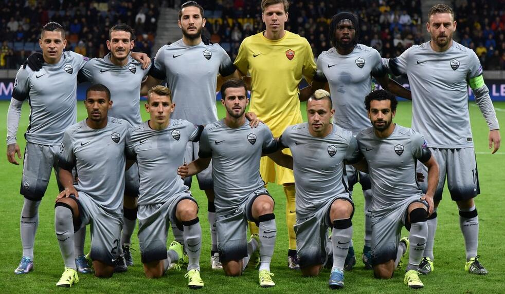 意甲第十四轮：阿莱格里的米兰在都灵争夺榜首