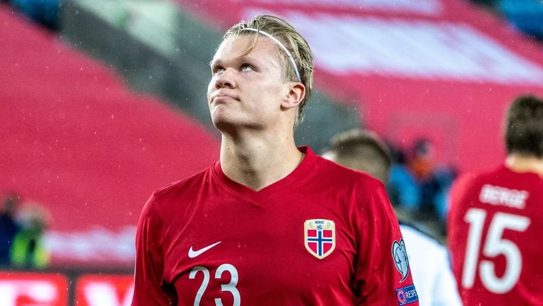 记者：拜仁将于明年一月开始与凯恩谈续约