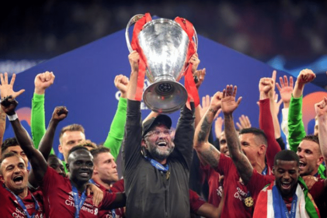 中超9／10月最佳阵容：卡扎伊什维利领衔，吴曦、吕焯毅入选（中超9-10月最佳阵容出炉：卡扎伊什维利领衔，吴曦、吕焯毅在列）