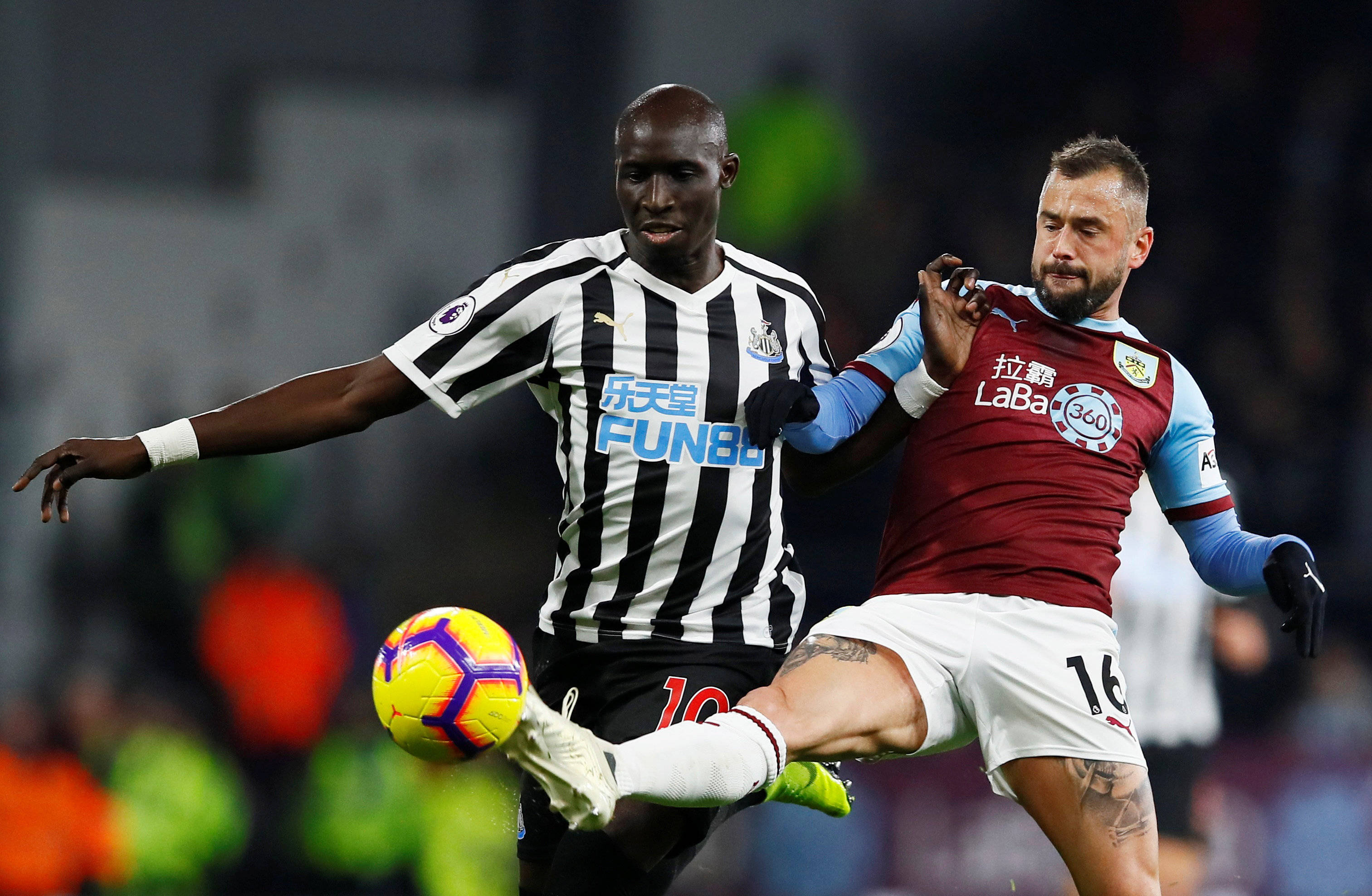 国乒8-2胜法国，产生了3大不可思议，王楚钦救场，王皓脸色铁青