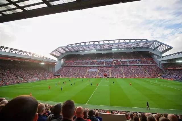 德转五大联赛外欧洲俱乐部身价前10：葡超三强前3，伊镇上榜